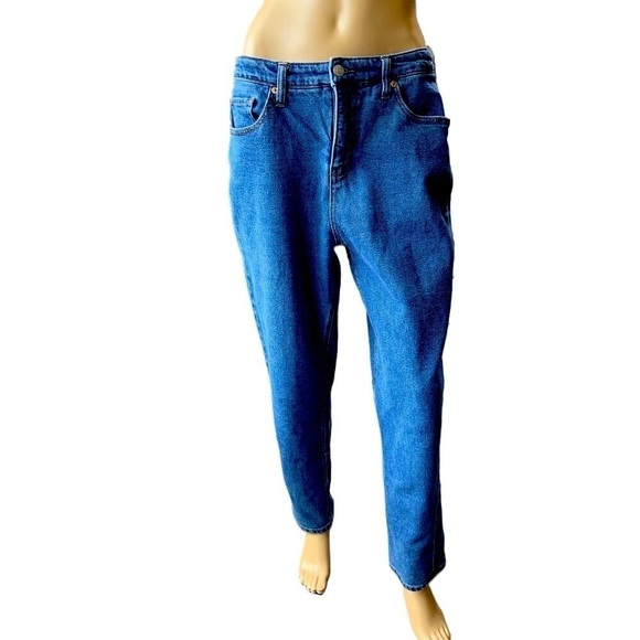Wild Fable Blue Light Wash Tapered Leg High-Rise Jeans Size 12 - Picture 1 of 15